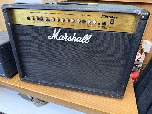 Marshall mg250dfx guitar - guitar, amp