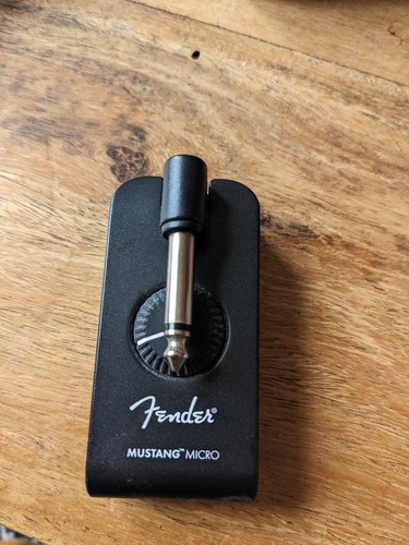 Fender 2311300000 mustang - fender,