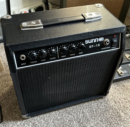 Sunn 15w solid state - sunn,