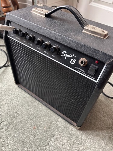 Squier fender guitar - squier, by