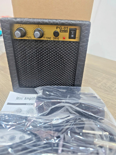 Mini guitar amplifier - 5w,