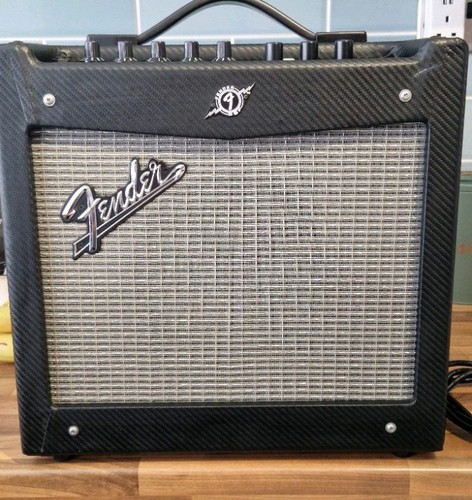 Fender mustang 20w - fender, guitar